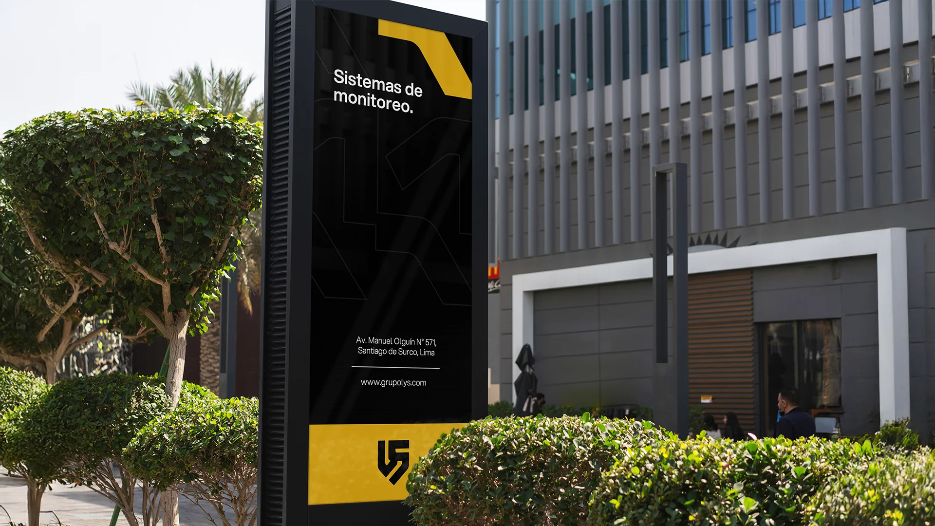 panel 1